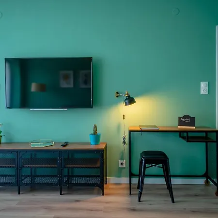 Apartment Le Colibri - Stationnement Gratuit - Balcon - Jusqu'a 4 Personnes