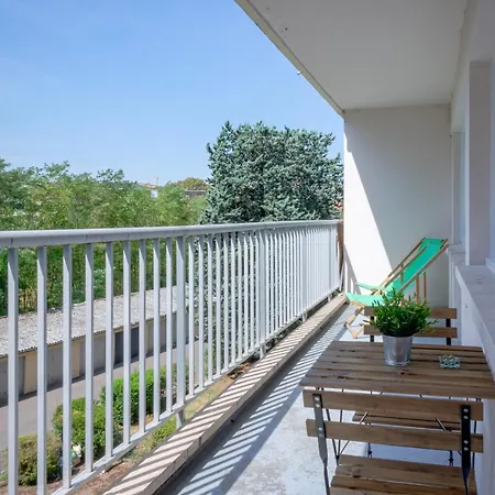 Le Colibri - Stationnement Gratuit - Balcon - Jusqu'à 4 Personnes Metz