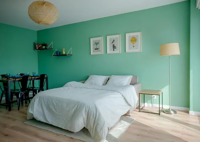 Le Colibri - Stationnement Gratuit - Balcon - Jusqu'a 4 Personnes 梅斯