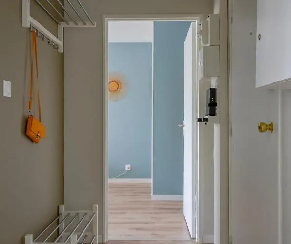 Appartement Le Colibri - Stationnement Gratuit - Balcon - Jusqu'à 4 Personnes *