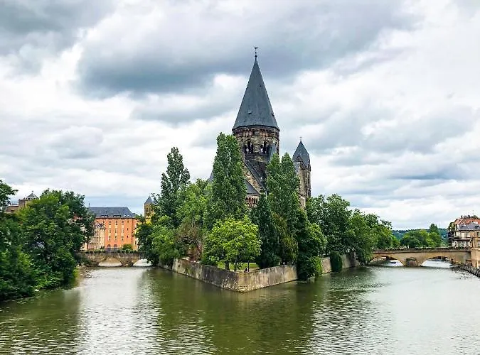 Le Colibri - Stationnement Gratuit - Balcon - Jusqu'a 4 Personnes 公寓 梅斯