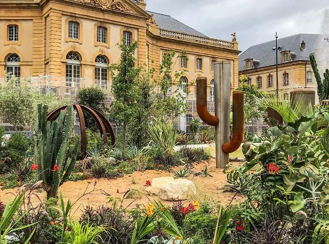 Le Colibri - Stationnement Gratuit - Balcon - Jusqu'a 4 Personnes 公寓